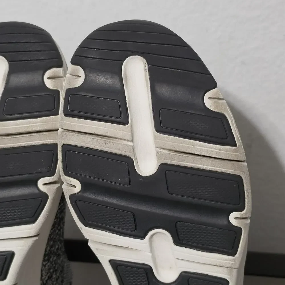 Skechers used no